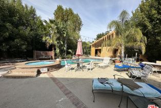 Single Family Residence, 22535 Sylvan st, Woodland Hills, CA 91367 - 13