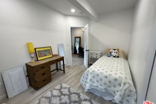 Single Family Residence, 22535 Sylvan st, Woodland Hills, CA 91367 - 7