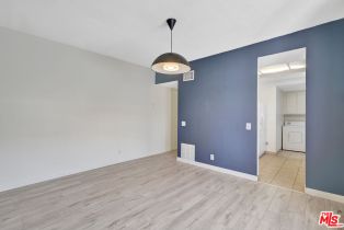 Residential Income, 221 Tower dr, Beverly Hills, CA 90211 - 6