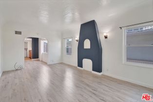 Residential Income, 221 Tower dr, Beverly Hills, CA 90211 - 9