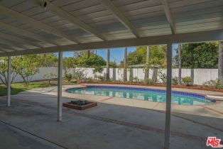 Single Family Residence, 23041 Calabash st, Woodland Hills, CA 91364 - 31