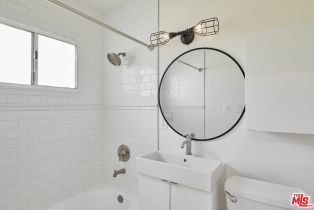 , 2636 Kansas ave, Santa Monica, CA 90404 - 7