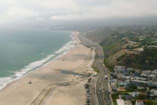 , 14930 Mc Kendree ave, Pacific Palisades, CA 90272 - 4