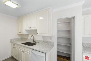 Condominium, 2308 Schader dr, Santa Monica, CA 90404 - 8