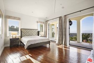 Single Family Residence, 10940 Terryview dr, Studio City, CA 91604 - 32