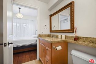 Single Family Residence, 10940 Terryview dr, Studio City, CA 91604 - 52