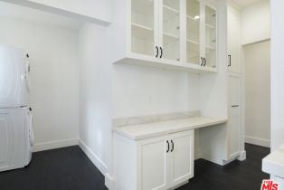 , 918 Genesee ave, West Hollywood , CA 90046 - 8