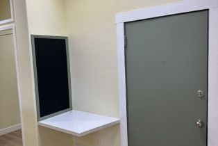 , 721 Broadway, Santa Monica, CA 90401 - 4