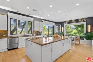 , 16101 Valley Meadow pl, Encino, CA 91436 - 6