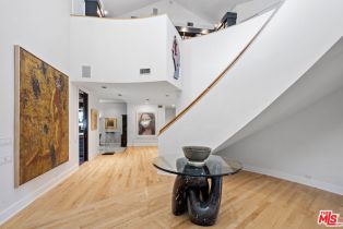 , 16101 Valley Meadow pl, Encino, CA 91436 - 4