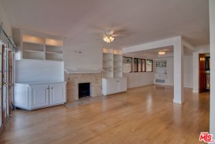 , 127 Abalone ave, Newport Beach, CA 92662 - 4