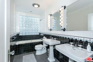 , 2416 3rd st, Santa Monica, CA 90405 - 15