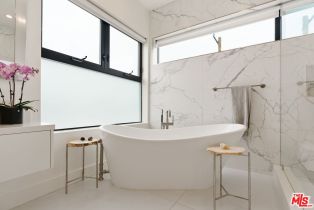 , 2450 Glencoe ave, Venice, CA 90291 - 26