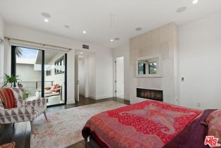 Single Family Residence, 2450 Glencoe ave, Venice, CA 90291 - 7