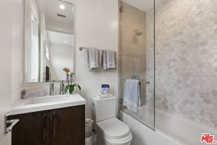 Single Family Residence, 2450 Glencoe ave, Venice, CA 90291 - 30