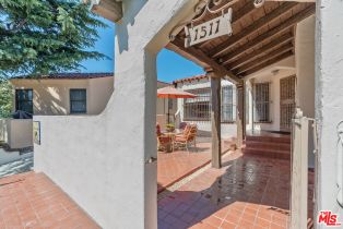 , 1511 Pandora ave, Westwood, CA 90024 - 4