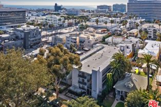 Single Family Residence, 1124 7th st, Santa Monica, CA 90403 - 26