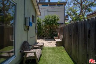 Single Family Residence, 2337 Cloy ave, Venice, CA 90291 - 36