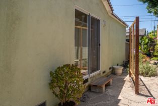 Single Family Residence, 2337 Cloy ave, Venice, CA 90291 - 34