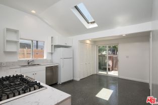 Single Family Residence, 2337 Cloy ave, Venice, CA 90291 - 19