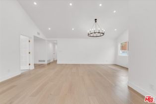 , 5717 Oso ave, Woodland Hills, CA 91367 - 7