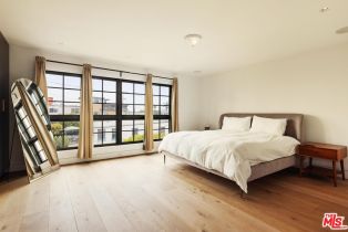 Single Family Residence, 2205 Ocean Front walk, Venice, CA 90291 - 20