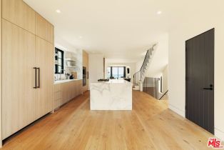 Single Family Residence, 2205 Ocean Front walk, Venice, CA 90291 - 4