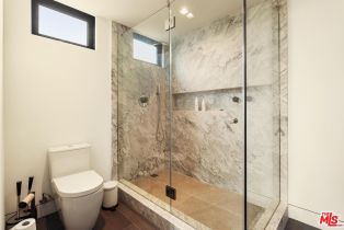 Single Family Residence, 2205 Ocean Front walk, Venice, CA 90291 - 22