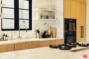 Single Family Residence, 2205 Ocean Front walk, Venice, CA 90291 - 7