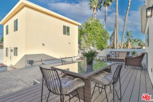 Single Family Residence, 22131 Victory blvd, Woodland Hills, CA 91303 - 42