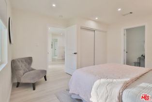 Single Family Residence, 22131 Victory blvd, Woodland Hills, CA 91303 - 38