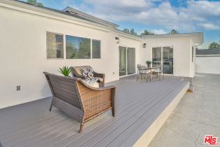 Single Family Residence, 22131 Victory blvd, Woodland Hills, CA 91303 - 43