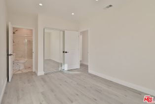 Single Family Residence, 22131 Victory blvd, Woodland Hills, CA 91303 - 63