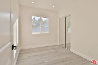 Single Family Residence, 22131 Victory blvd, Woodland Hills, CA 91303 - 59