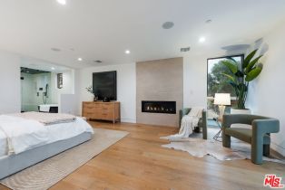 Single Family Residence, 126 Thornton pl, Venice, CA 90291 - 11