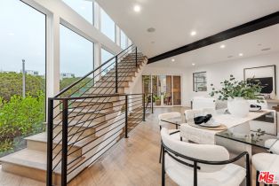 Single Family Residence, 126 Thornton pl, Venice, CA 90291 - 7