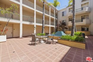 Condominium, 5420 Sylmar ave, Sherman Oaks, CA 91401 - 42