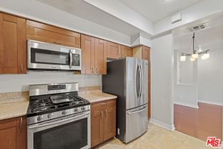 Condominium, 5420 Sylmar ave, Sherman Oaks, CA 91401 - 11