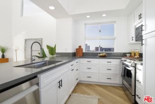Condominium, 235 Main st, Venice, CA 90291 - 14