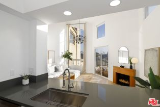 Condominium, 235 Main st, Venice, CA 90291 - 17