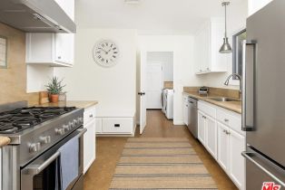 , 1030 Chelsea ave, Santa Monica, CA 90403 - 3