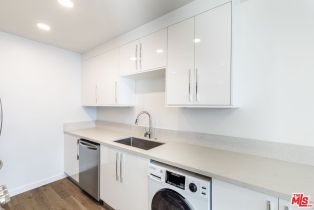 , 1026 6th st, Santa Monica, CA 90403 - 5