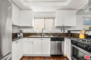 Condominium, 18550 Hatteras st, Tarzana, CA 91356 - 9