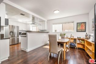 Condominium, 18550 Hatteras st, Tarzana, CA 91356 - 7