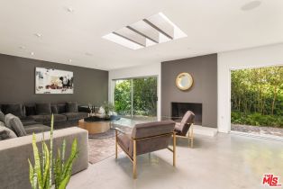 Single Family Residence, 11115 Dona Pegita dr, Studio City, CA 91604 - 4