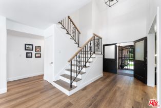 Single Family Residence, 5527 Calhoun ave, Sherman Oaks, CA 91401 - 4