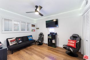 Single Family Residence, 5527 Calhoun ave, Sherman Oaks, CA 91401 - 21