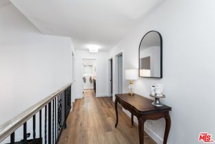 Single Family Residence, 5527 Calhoun ave, Sherman Oaks, CA 91401 - 38