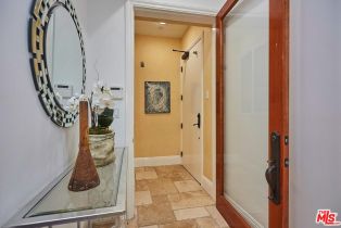 , 16123 SUNSET blvd, Pacific Palisades, CA 90272 - 3