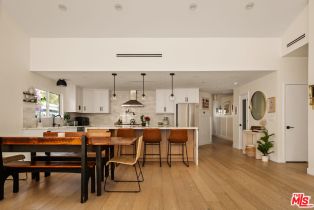 Single Family Residence, 13521 Magnolia blvd, Sherman Oaks, CA 91423 - 7